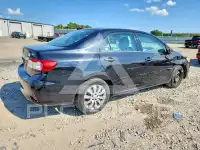 2013 Toyota COROLLA фото