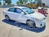 2013 Toyota COROLLA фото