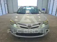 2013 Toyota COROLLA фото
