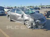 2013 Toyota COROLLA фото