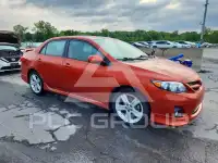 2013 Toyota COROLLA фото