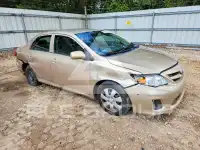 2013 Toyota COROLLA фото