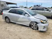 2013 Toyota COROLLA фото