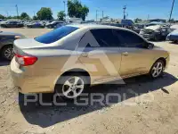 2013 Toyota COROLLA фото