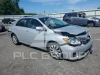 2013 Toyota COROLLA фото