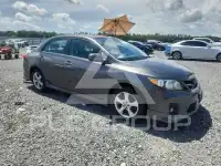 2013 Toyota COROLLA фото