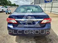2013 Toyota COROLLA фото