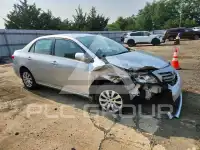 2013 Toyota COROLLA фото