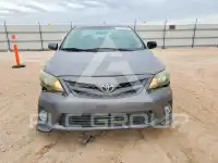 2013 Toyota COROLLA фото