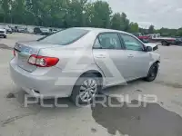 2013 Toyota COROLLA фото