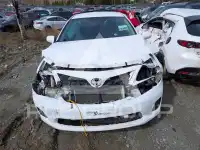 2013 Toyota COROLLA фото