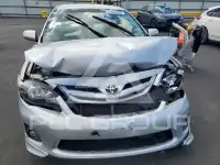 2013 Toyota COROLLA фото
