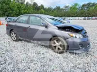2013 Toyota COROLLA фото