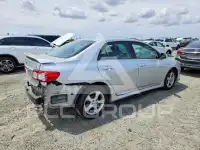 2013 Toyota COROLLA фото