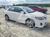2013 Toyota COROLLA фото