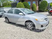 2013 Toyota COROLLA фото