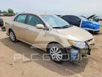 2013 Toyota COROLLA фото