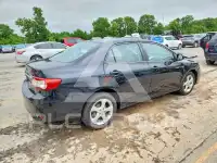 2013 Toyota COROLLA фото