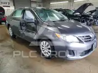 2013 Toyota COROLLA фото