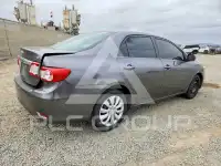 2013 Toyota COROLLA photo