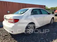 2013 Toyota COROLLA фото