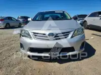 2013 Toyota COROLLA фото