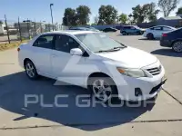 2013 Toyota COROLLA фото