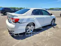 2013 Toyota COROLLA фото