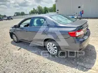 2013 Toyota COROLLA фото