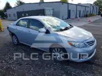 2013 Toyota COROLLA фото