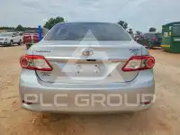 2013 Toyota COROLLA фото