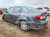 2013 Toyota COROLLA фото