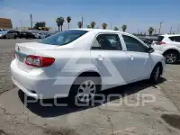 2013 Toyota COROLLA фото