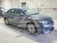 2013 Toyota COROLLA фото