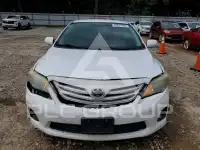 2013 Toyota COROLLA фото