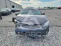 2013 Toyota COROLLA фото