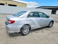 2013 Toyota COROLLA фото