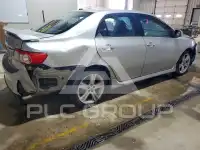 2013 Toyota COROLLA фото