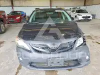 2013 Toyota COROLLA фото