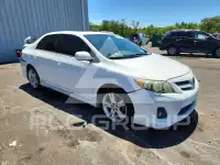 2013 Toyota COROLLA фото