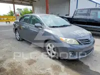 2013 Toyota COROLLA фото
