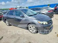 2013 Toyota COROLLA фото