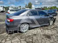 2013 Toyota COROLLA фото