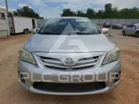2013 Toyota COROLLA фото
