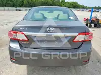 2013 Toyota COROLLA фото
