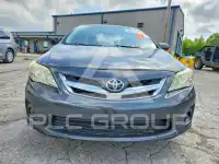 2013 Toyota COROLLA фото