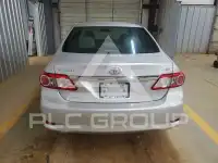 2013 Toyota COROLLA фото