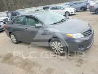 2013 Toyota COROLLA фото
