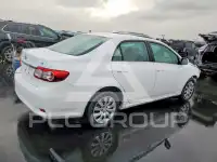 2013 Toyota COROLLA фото