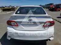 2013 Toyota COROLLA фото
